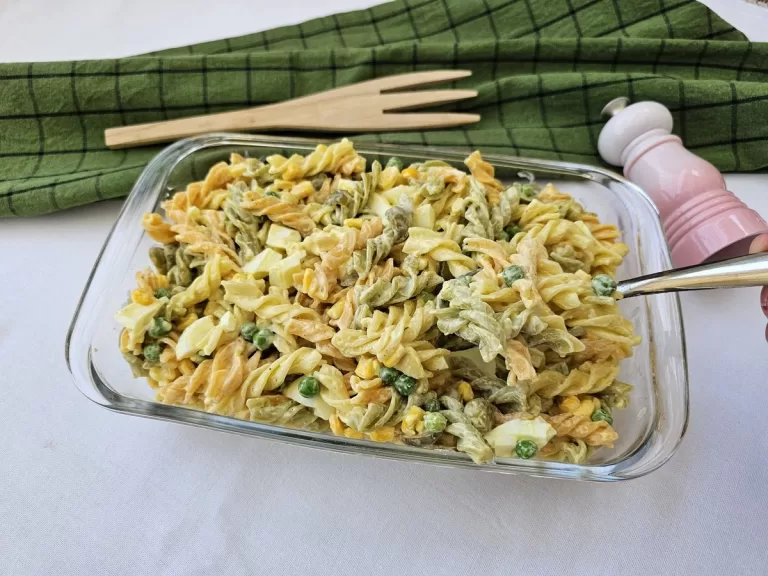 Receita de Salada de macarrão parafuso simples