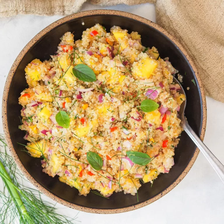 Receita de Salada de quinoa com manga