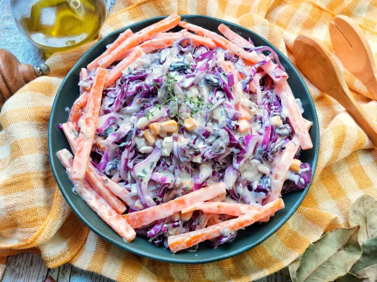 Receita de Salada de repolho com cenoura