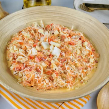 Salada tropical refrescante
