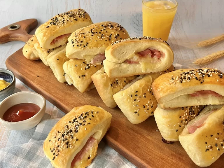 Receita de Salgado assado de presunto e queijo
