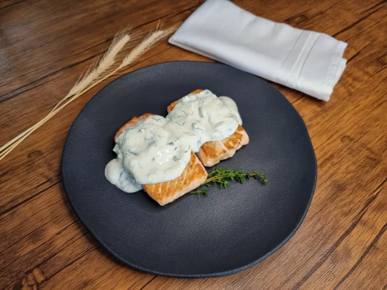 Receita de Salmão grelhado ao molho de ervas