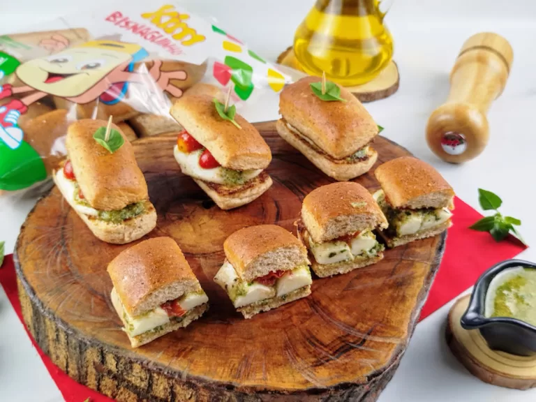 Receita de Sanduíche caprese