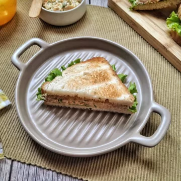 Sanduíche natural de atum simples