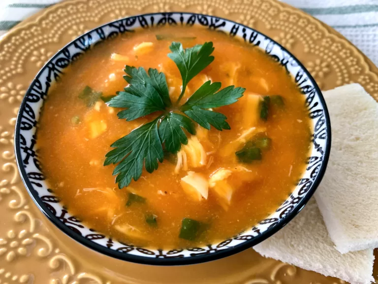 Receita de Sopa cremosa de frango com legumes