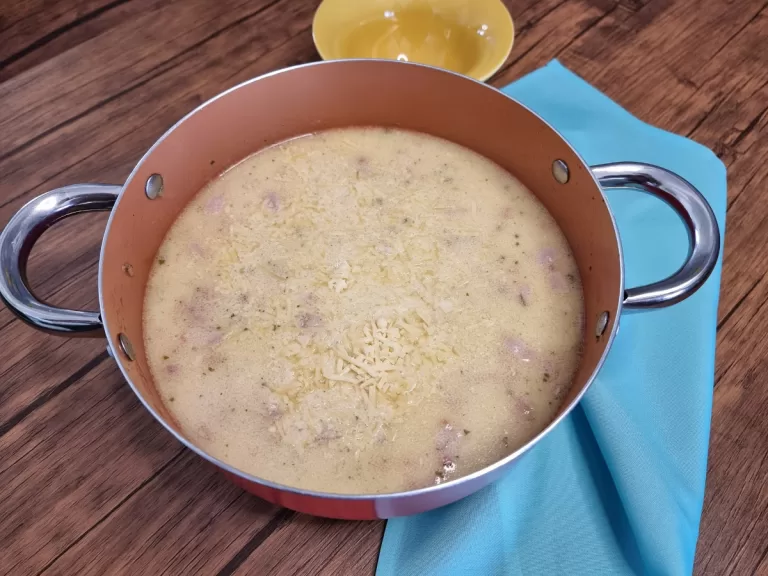 Receita de Sopa de batata com bacon