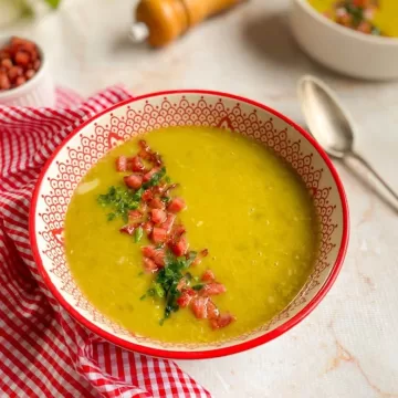 Sopa de ervilha simples