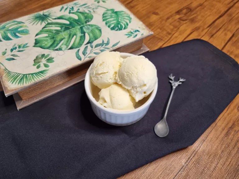 Receita de Sorvete caseiro de coco cremoso