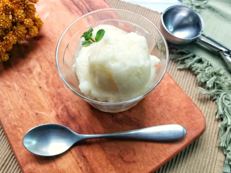 Receita de Sorvete de abacaxi com 2 ingredientes