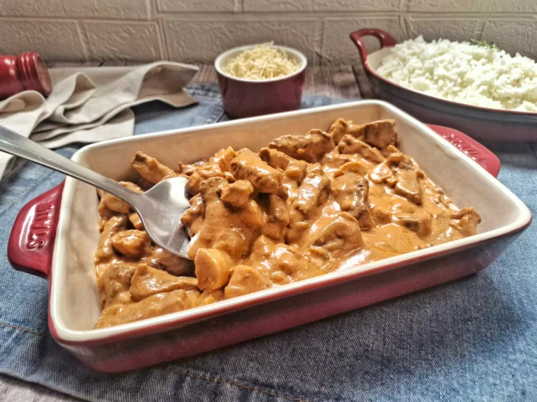 Receita de Strogonoff de carne com champignon