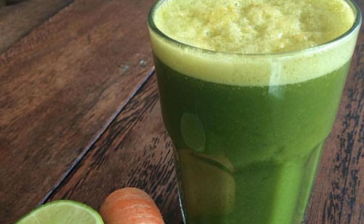 Suco de couve com cenoura