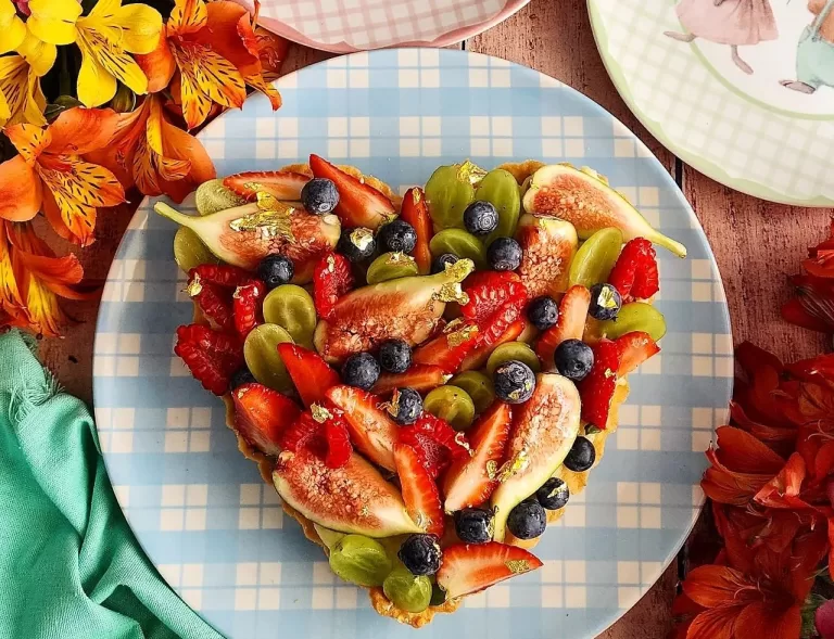 Receita de Torta coração de frutas