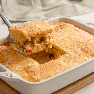 Torta de frango de liquidificador rápida