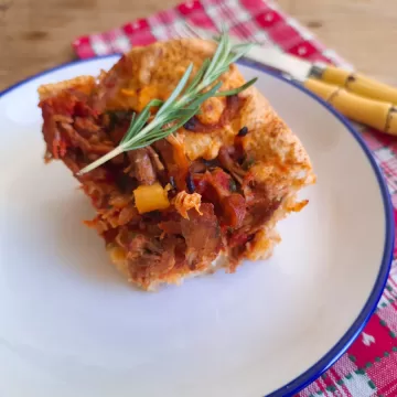 Torta de liquidificador de pernil com maçã