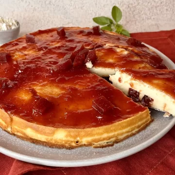 Torta de ricota com goiabada