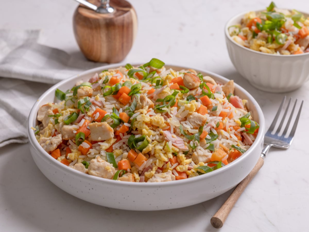 Yakimeshi de frango