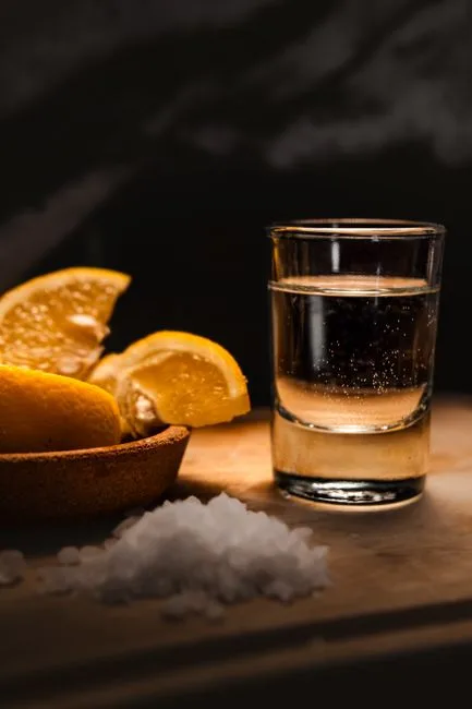 Foto da receita pronta de Shot de Cachaça com Mel e Limão
