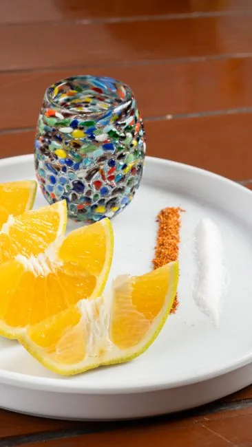 Foto da receita pronta de Tequila Sunrise Shot